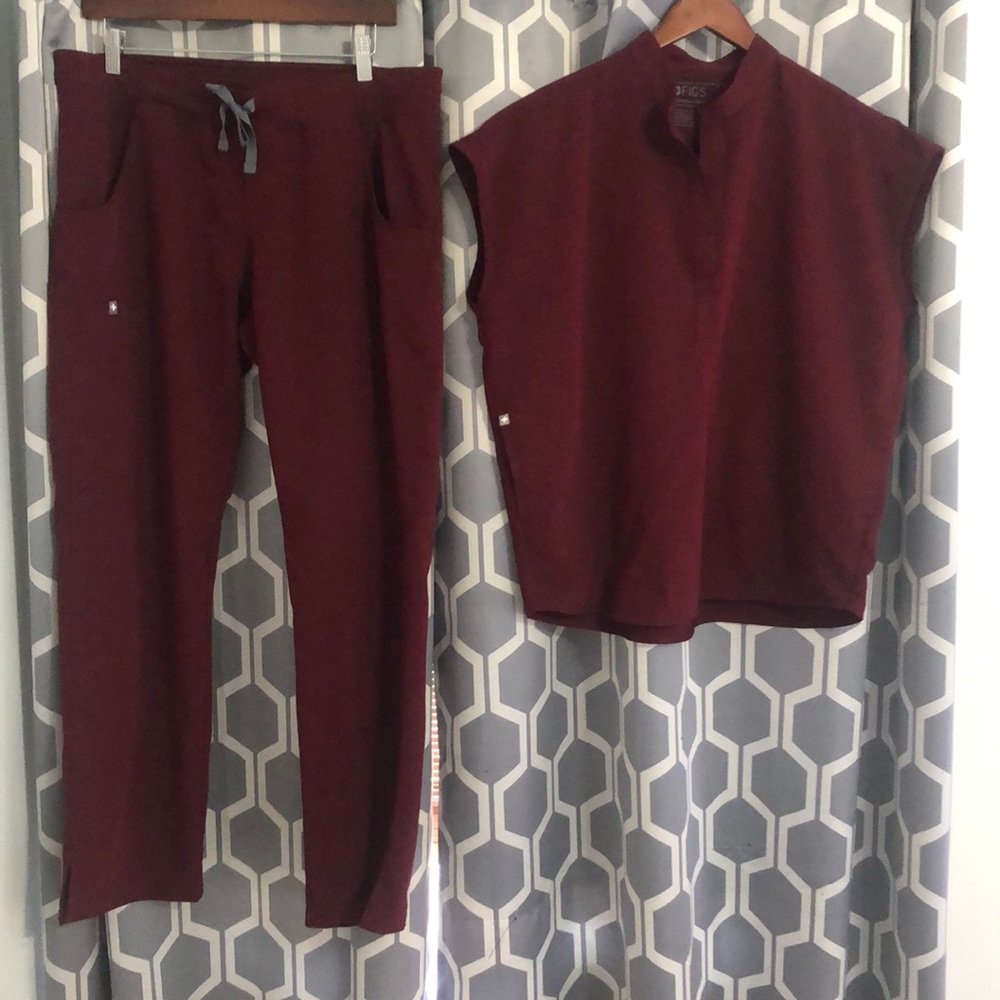 Burgundy figs. Kade cargo bottoms & Rafaela top